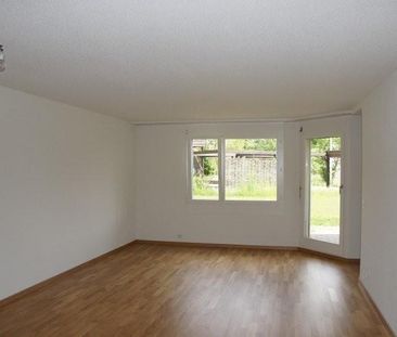 grün. ruhig. Bim Hasel. - Photo 1