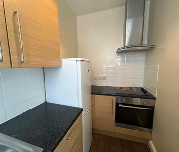 2 bedroom apartment to rent - Photo 5