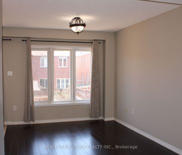 For Lease - 33 TARA Crescent, Markham, Ontario - Photo 2