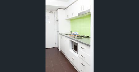 Purpose Built Student Only Accommodation. - Photo 3