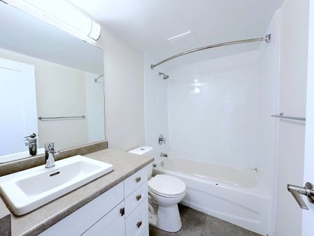 For Lease - 12 Rockford Road Unit# 210, Toronto, Ontario - Photo 3