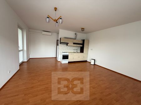 Pronájem bytu 2+kk 59 m², Hradec Králové - Photo 2