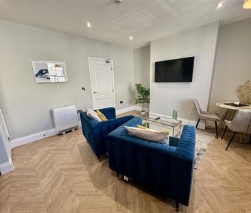 Albemarle Crescent, Scarborough - Photo 1