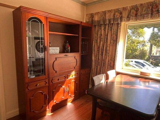 Private rooms, less than 10 minutes to Box Hill Central, and Deakin Uni. - Photo 1