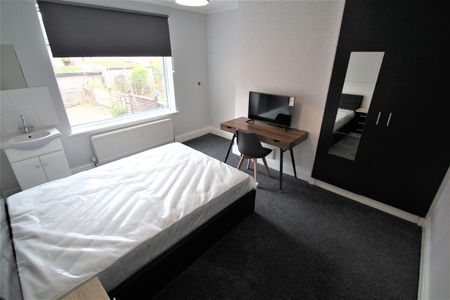 Estcourt Terrace, Headingley, LS6 3EY, Leeds - Photo 5