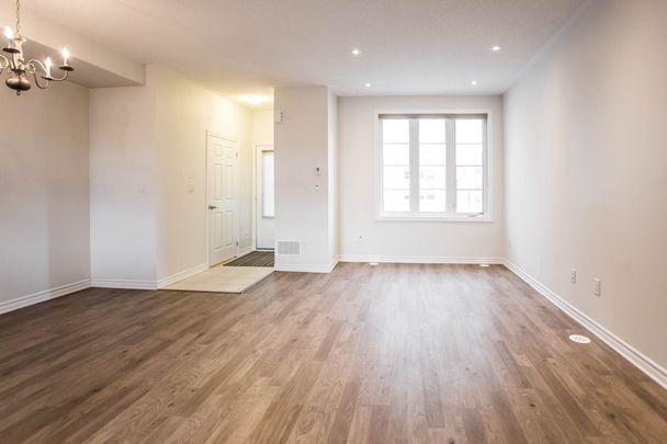 For Lease - 636 Evans Avenue Unit# 36, Toronto, Ontario - Photo 1
