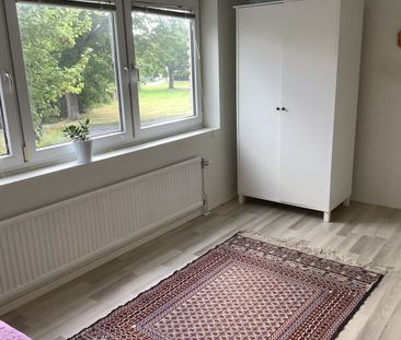 Bronsurnegatan, Västra Frölunda - Photo 4