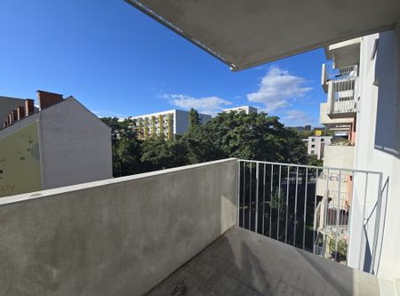 Neuwertige - geförderte 3 Zimmer Wohnung mit Balkon in zentraler Lage - Idlhofgasse 70 - Top 58 - Photo 3
