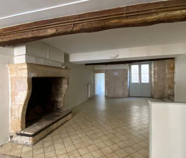 Location Appartement 3 pièces 89m² LA ROCHELLE 17000 - Photo 1