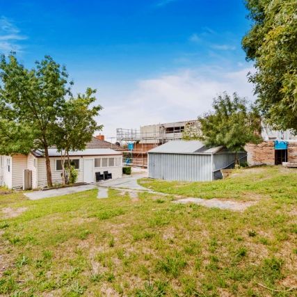 4 Landen Avenue, Balwyn North, Melbourne - Photo 1