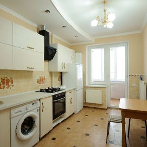 Garsoniera de inchiriat zona Piata Sudului - Fotografie 2