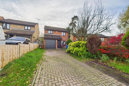 3 bedroom detached house to rent - Photo 4