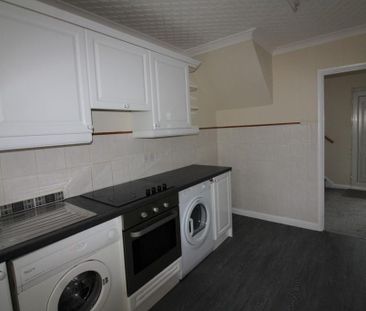2 bedroom terraced house to rent - Photo 6