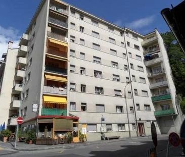 Appartement de 4 pièces au rez-de-chaussée - Photo 2