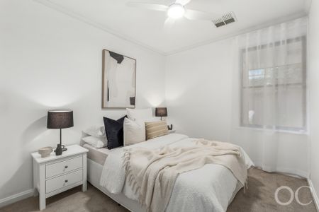 Open The Door To Light-filled Living - Photo 5