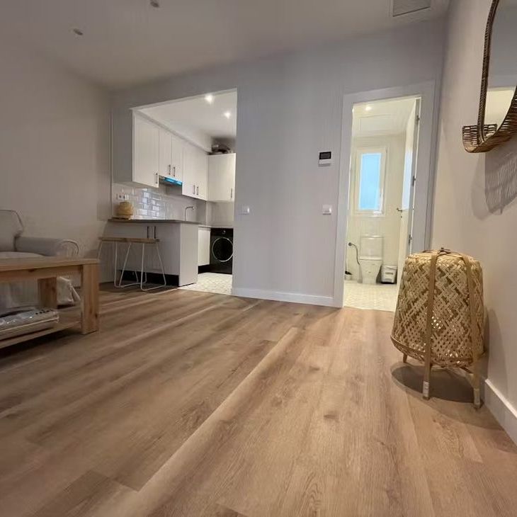 Calle de Paulina Odiaga, Madrid, Community of Madrid 28019 - Photo 1