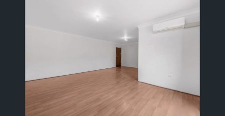 STONE THROW AWAY FROM MOUNT DRUITT WESTFIELDS - Photo 3