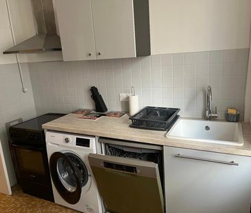 Location Appartement 2 pièces 52m² LYON 6ème - Photo 6