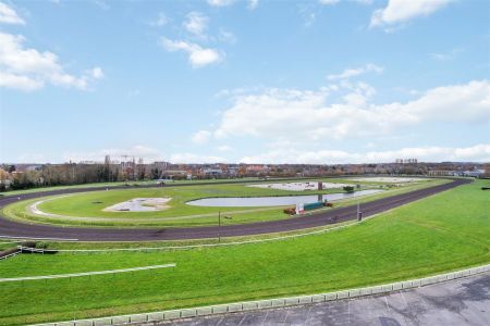 Uniek appartement met panoramisch uitzicht over de Gaverbeekhippodroom - Photo 5