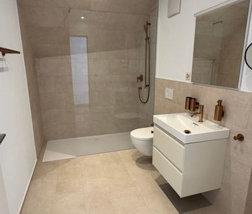 Moderne 3.5-Zimmer-Wohnung in einem Neubau - Foto 2