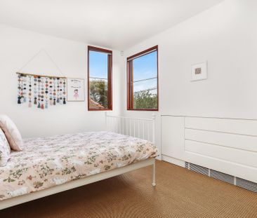 16 Cross Street, Bronte - Photo 3