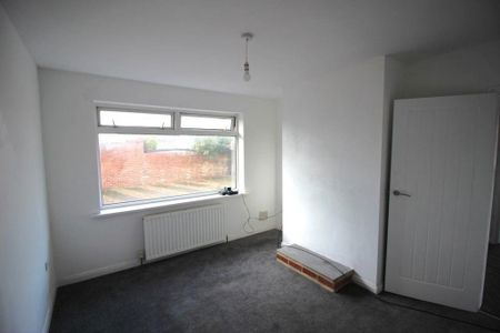 2 bedroom bungalow to rent - Photo 3