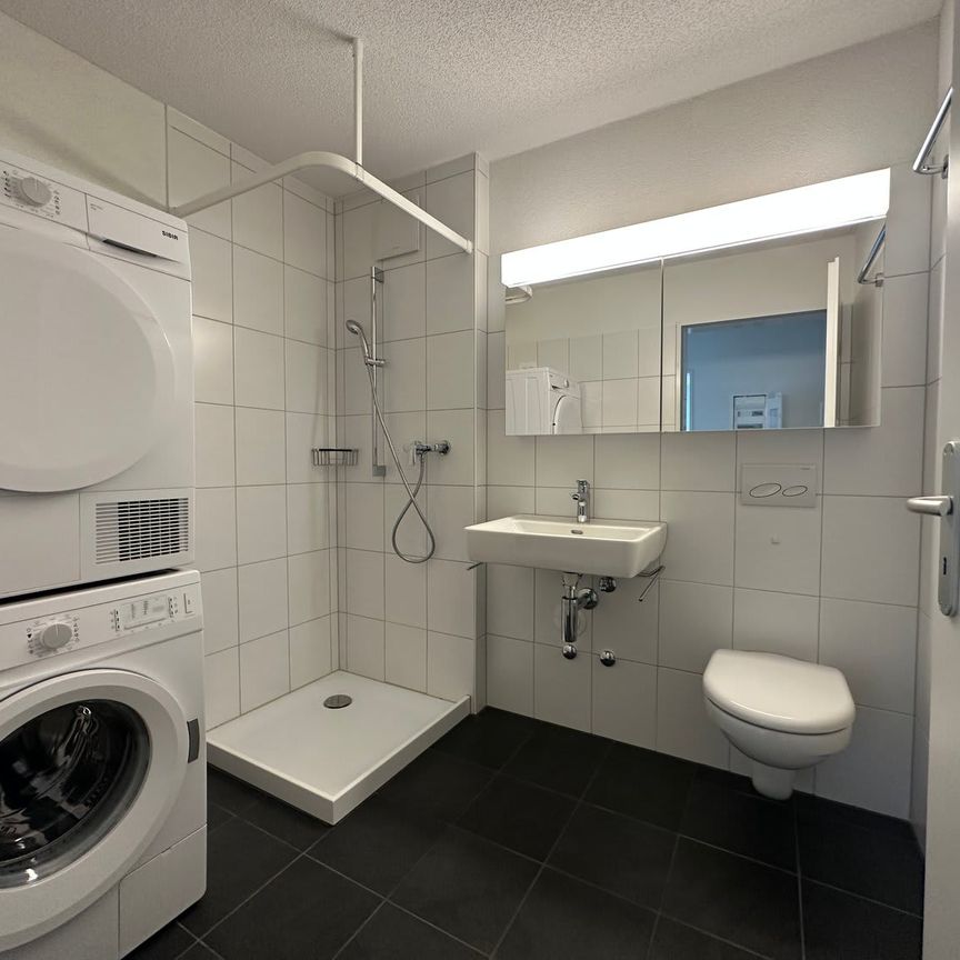 2.5 Zimmer, 65 m², 2. Stock - Photo 1