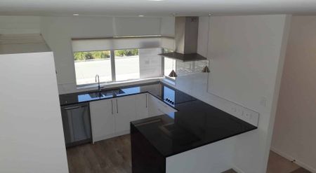 Ideal Executive Pad!! - Photo 3