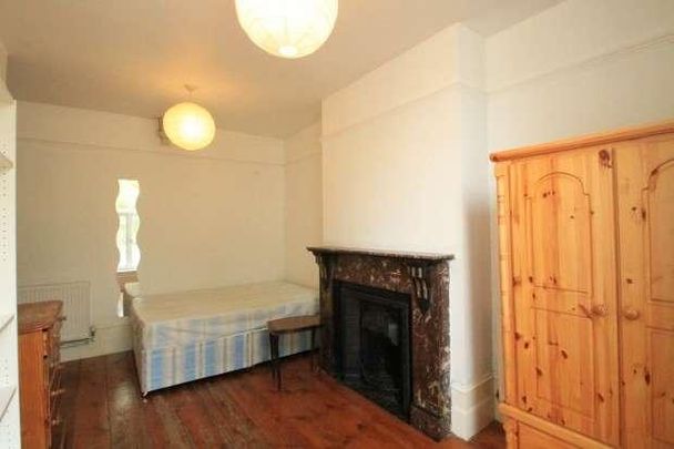 Caledonian Road, Islington, N7 - Photo 1