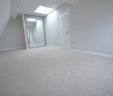 Chalvey Road East, Slough, Berkshire,SL1 - Photo 2