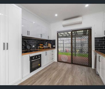 Modern 3-Bedroom Unit in Prime Pascoe Vale Location – Low Maintenan... - Photo 2