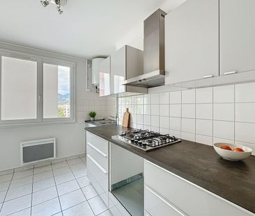 Location Appartement 3 pièces 68m² GRENOBLE 38000 - Photo 2