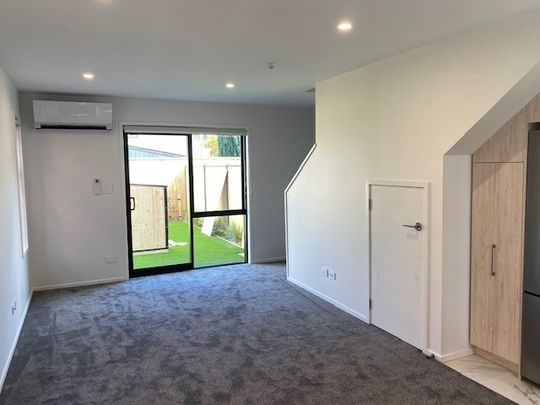 6/3 Milne Crescent, Taita - Photo 1