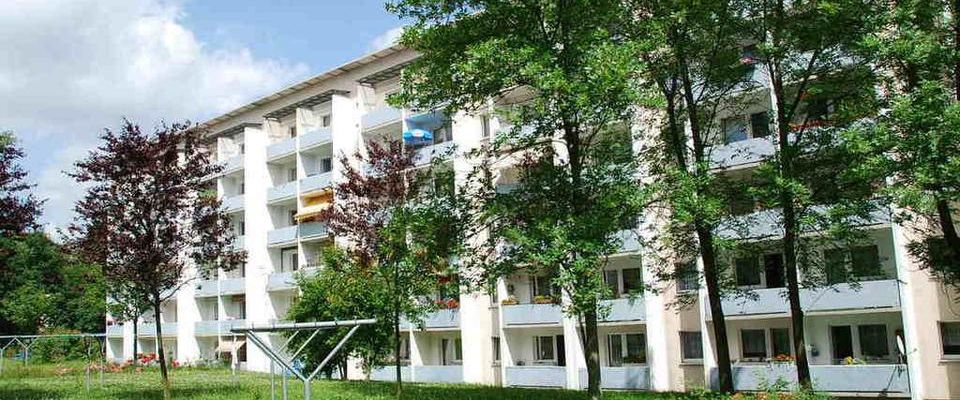 3-Raum-Wohnung mit Balkon und offener Küche - Photo 1