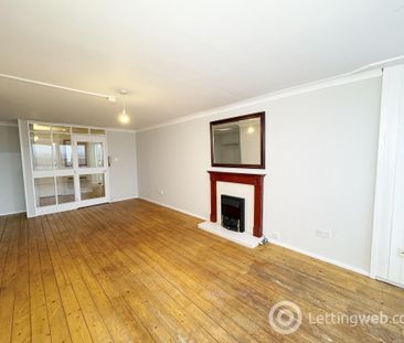 3 Bedroom Flat to Rent - Photo 6