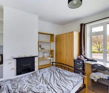 7 bedroom semi-detached house to rent - Photo 5