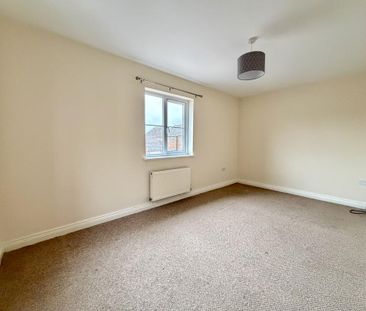 3 bedroom link detached house to rent - Photo 4