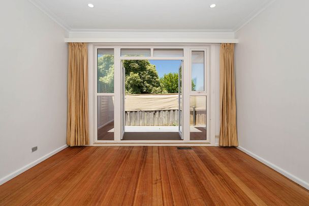 Thinking of selling? Contact our agent - Photo 1