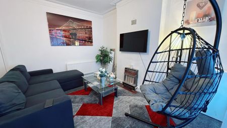 3 bedroom terraced house to rent - Photo 4