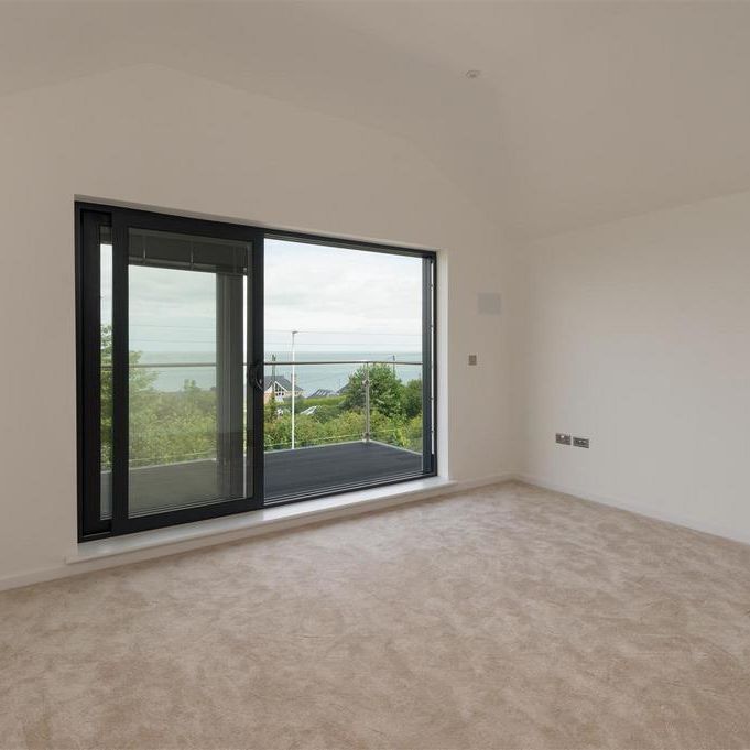 4 bedroom detached house to rent - Photo 1