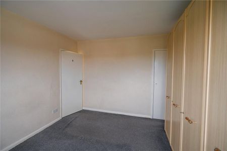 3 bedroom apartment to rent - Photo 5