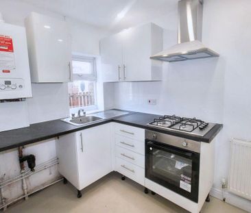 2 bed lower flat to rent in NE6 - Photo 6