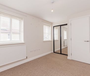 Augustan Road, Chesterton - Photo 1