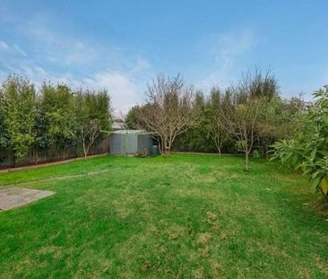 Preston's Best at Your Doorstep - Brilliant Location, Stylish Space - Photo 3