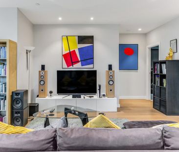 3 bedroom flat to rent - Photo 3