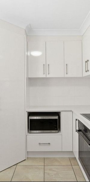 Aspley - Photo 1