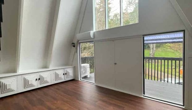 3 Bedroom, 2 Bathroom House - Photo 1