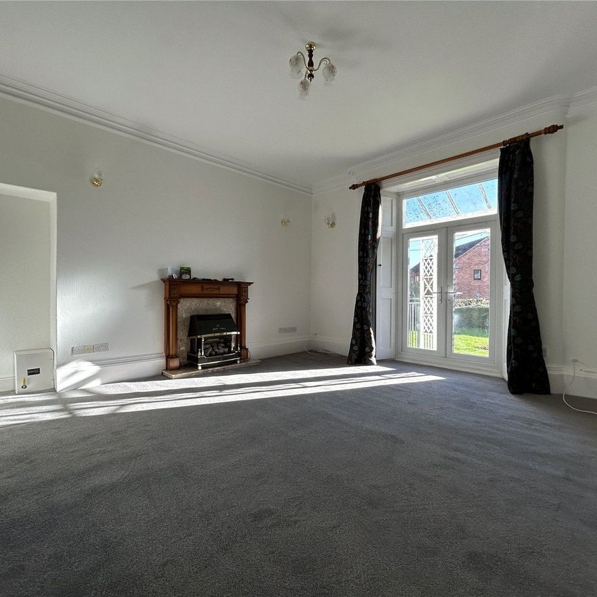 Holway Green, Taunton, TA1 - Photo 1