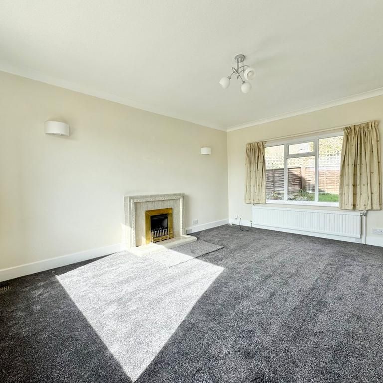 4 bedroom detached house to rent - Photo 1