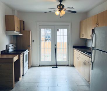 For Lease - 37 Francis Street, Hamilton, Ontario - Photo 3